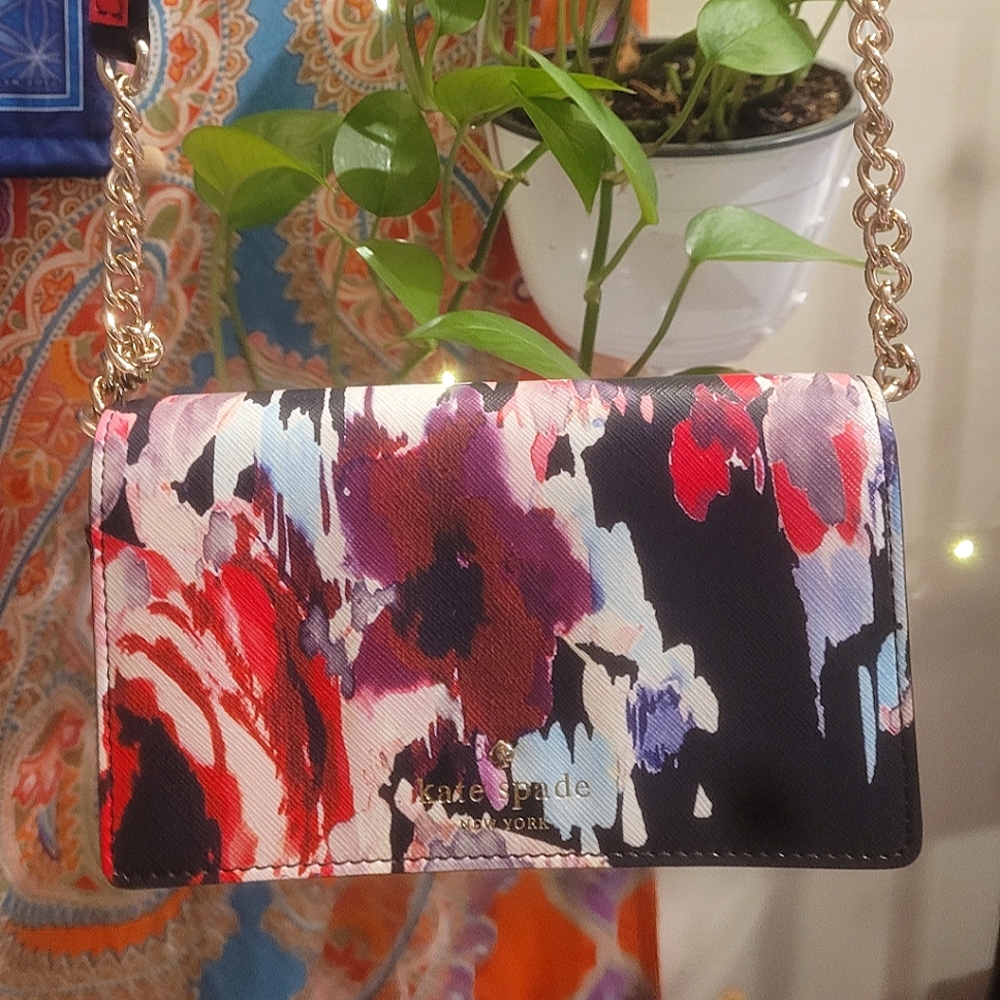 kate spade mini crossbody - excellent condition